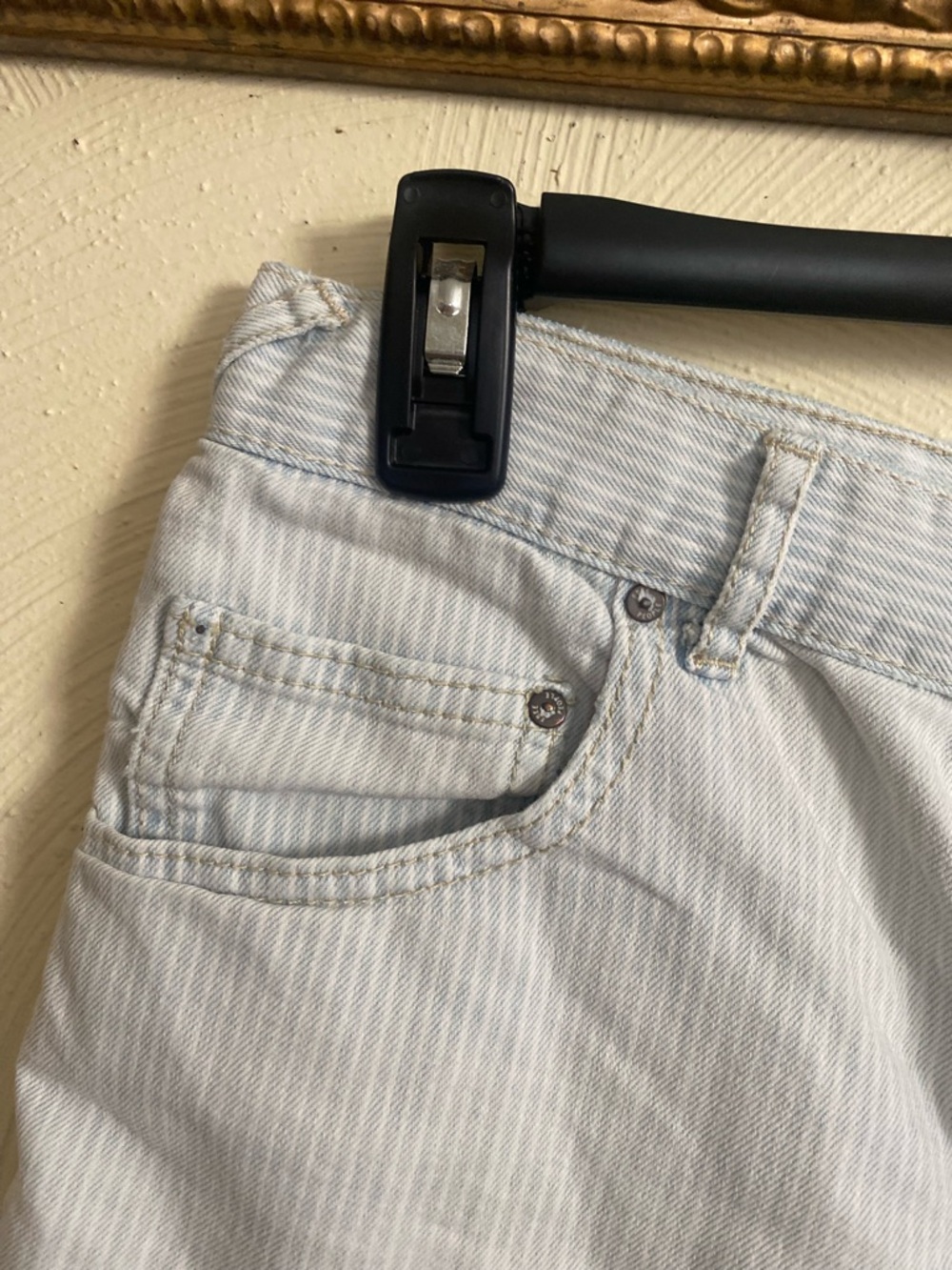 Free People Light Blue White Stripes Frayed Hem Denim Shorts - Casual Sz 25 - Picture 5 of 13